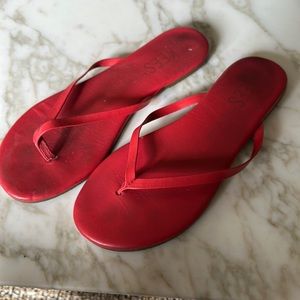 Tkees size 7 red leather flats